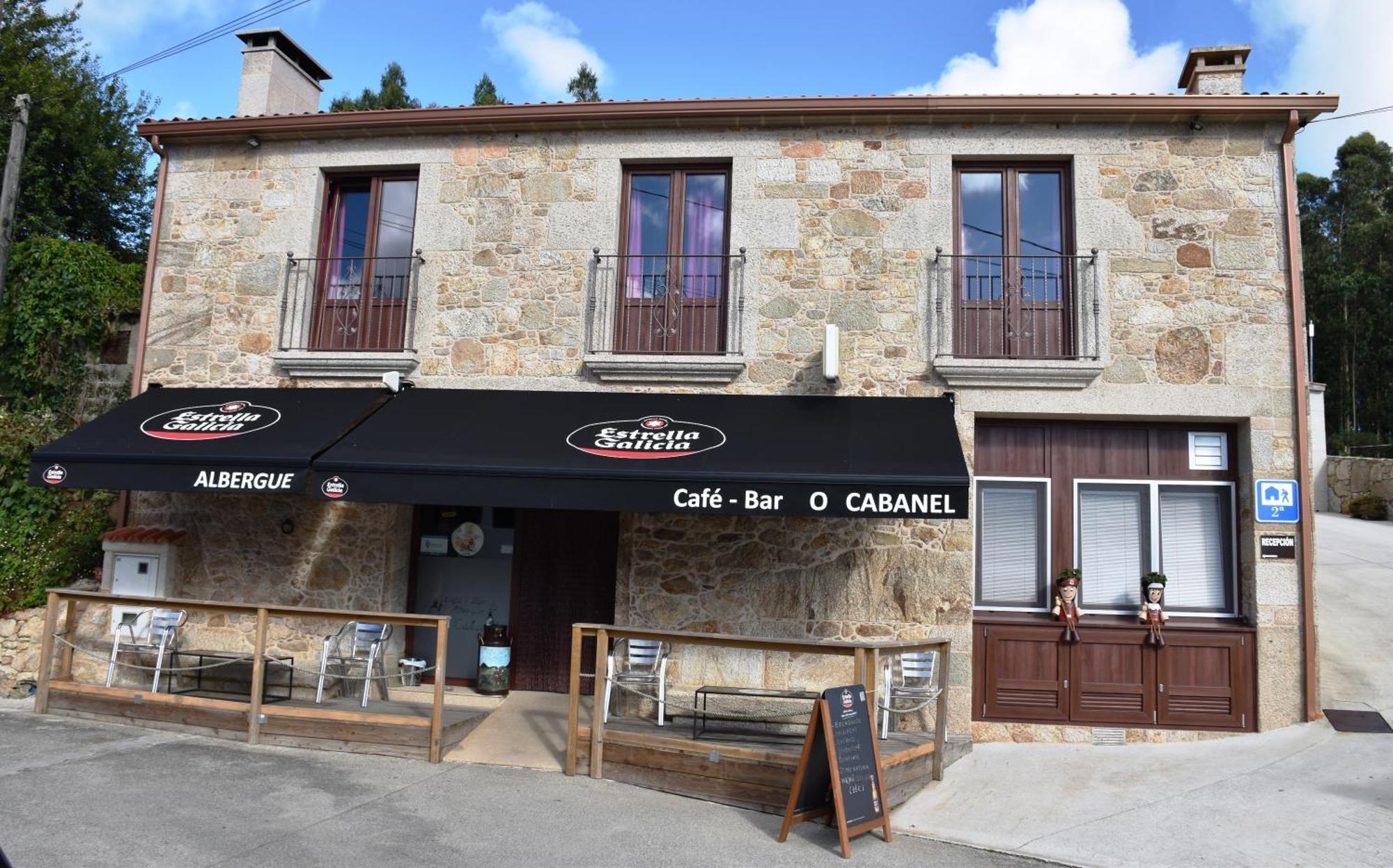 O Cabanel Albergue-Bar Villastose Ngoại thất bức ảnh